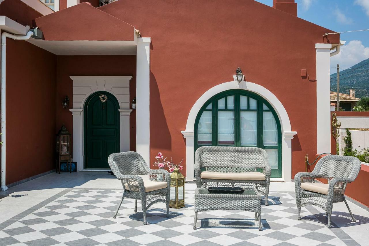 Vila Palazzino Di Nionio Karavádhos Exteriér fotografie